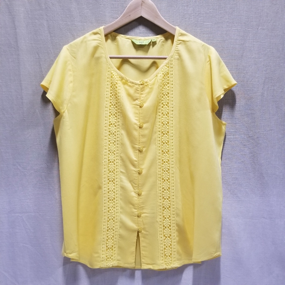 Noi Women Yellow Top